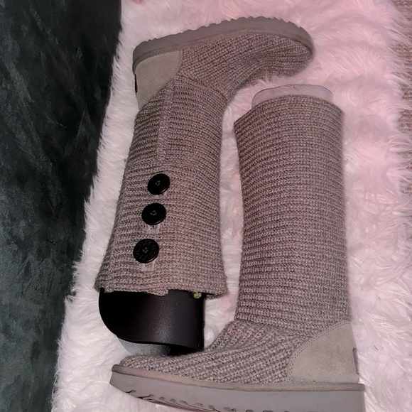 Grey Knit Ugg Boots - Picture 3 of 7
